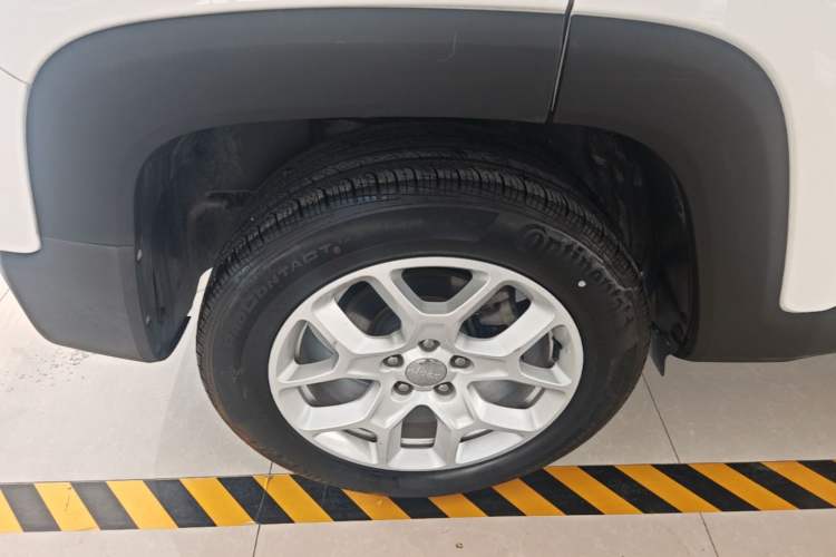 Used Jeep Renegade 2017 180T Automatic High-Energy Version Right Rear Wheel Hub