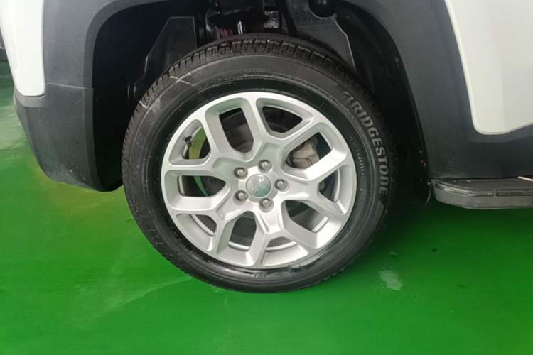 Used Jeep Renegade 2017 180T Automatic High-Energy Version Right Rear Wheel Hub