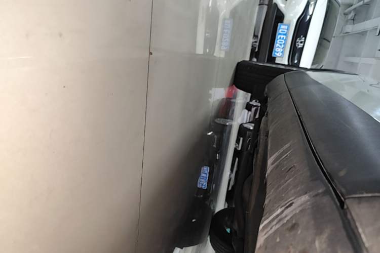 Used Jeep Renegade 2017 180T Automatic Kinetic Edition+ Right Side Sill