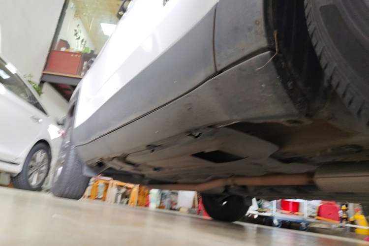 Used Jeep Renegade 2017 180T Automatic Kinetic Edition+ Right Side Sill