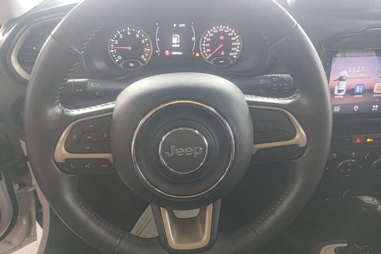 Used Jeep Renegade 2017 180T Automatic Jingneng Edition Steering Wheel