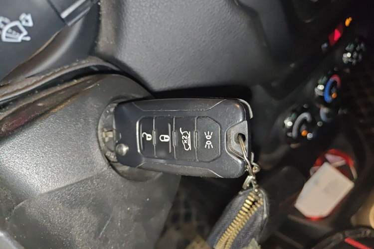 Used Jeep Renegade 2017 180T Automatic High-Energy Version Vehicle Key