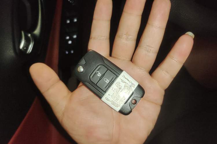Used Jeep Renegade 2017 180T Automatic Kinetic Edition+ Vehicle Key