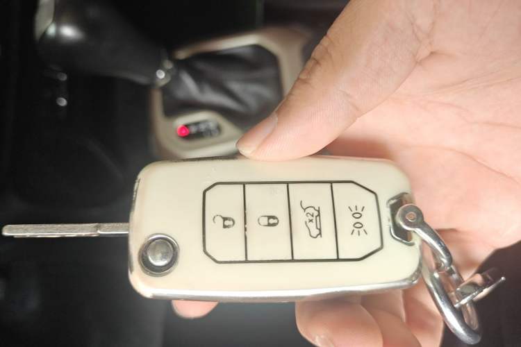 Used Jeep Renegade 2017 180T Automatic High-Energy Version Vehicle Key