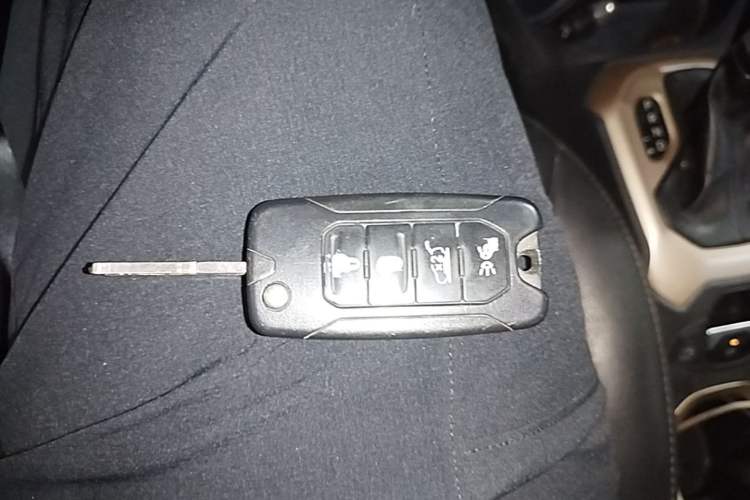 Used Jeep Renegade 2017 180T Automatic High-Energy Version Vehicle Key