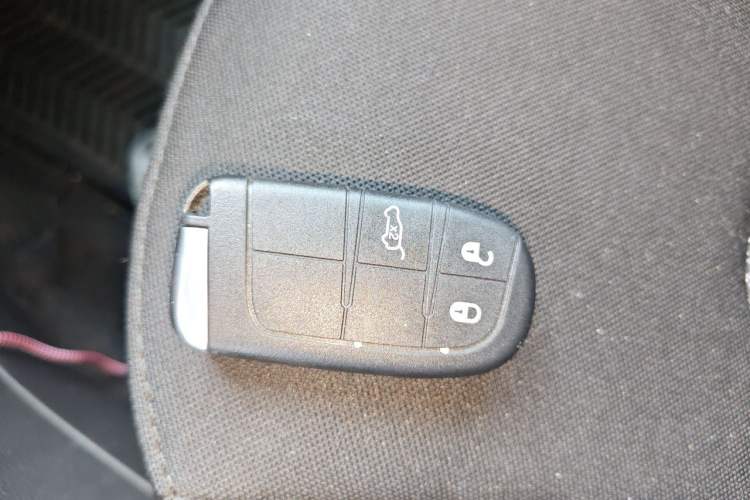 Used Jeep Renegade 2017 180T Automatic Jingneng Edition Vehicle Key