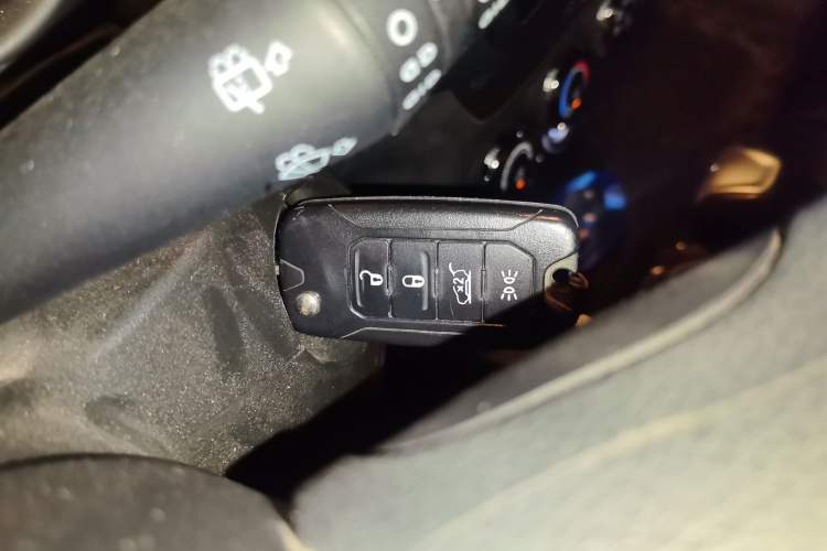 Used Jeep Renegade 2017 180T Automatic High-Energy Version Vehicle Key