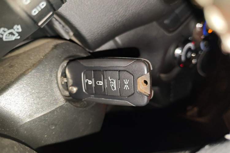 Used Jeep Renegade 2017 180T Automatic Kinetic Edition+ Vehicle Key