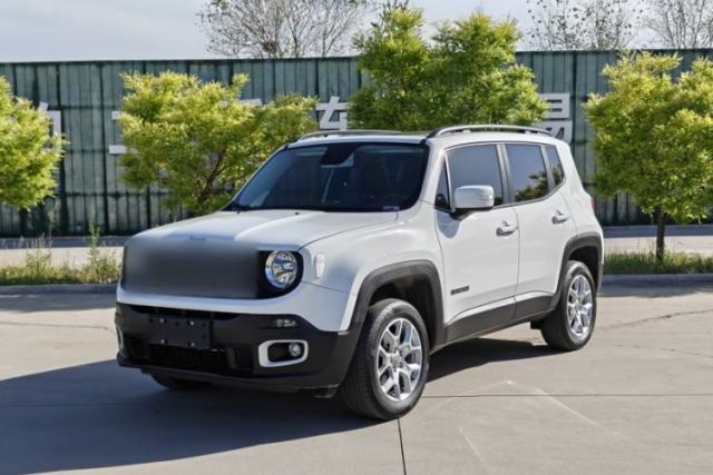 Used Jeep Renegade 2017 180TS Automatic Four-Wheel Drive Superior Edition