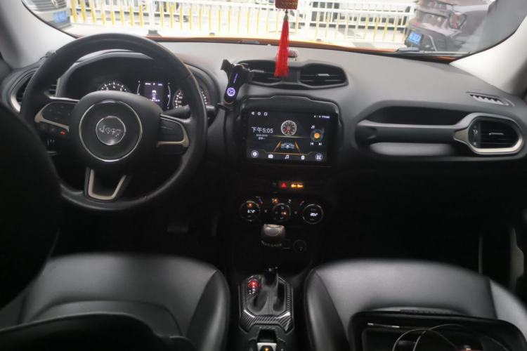 Used Jeep Renegade 2017 180T Automatic Jingneng Edition Center Console