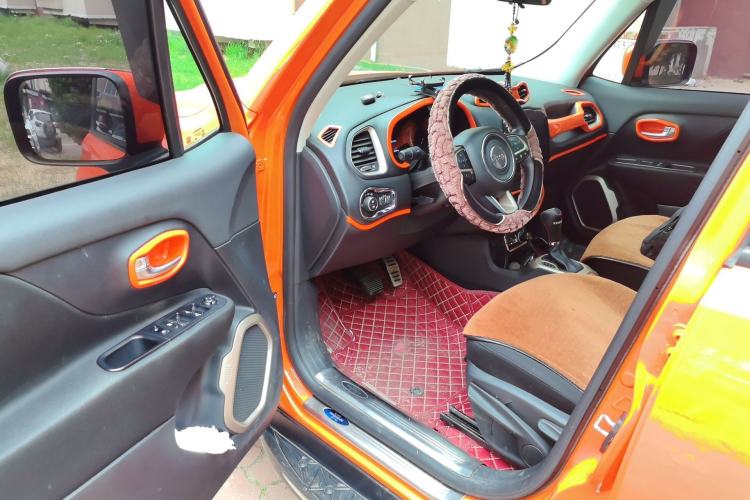Used Jeep Renegade 2017 180T Automatic High-Energy Version Driver Seat