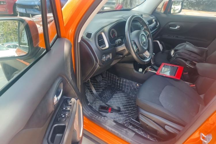 Used Jeep Renegade 2017 180T Automatic Jingneng Edition Driver Seat