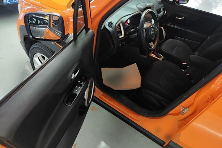 Used Jeep Renegade 2017 180T Automatic Jingneng Edition Driver Seat