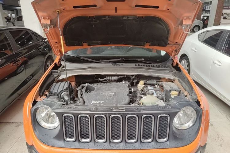 Used Jeep Renegade 2017 180T Automatic Jingneng Edition Engine Bay
