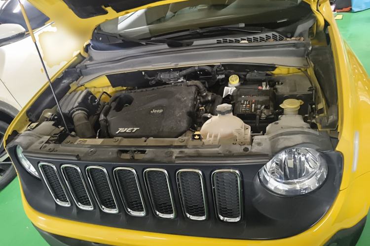 Used Jeep Renegade 2017 180T Automatic Jingneng Edition Engine Bay