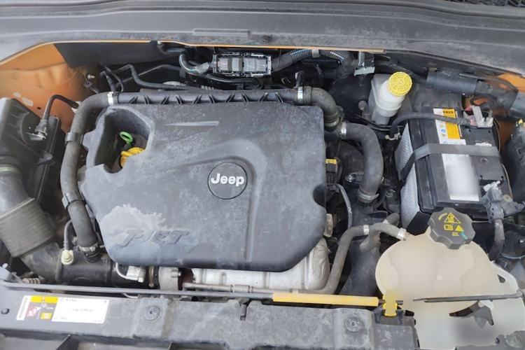Used Jeep Renegade 2017 180T Automatic High-Energy Version Engine Bay
