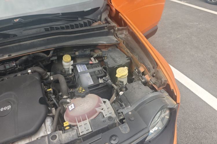 Used Jeep Renegade 2017 180T Automatic High-Energy Version Engine Bay Left