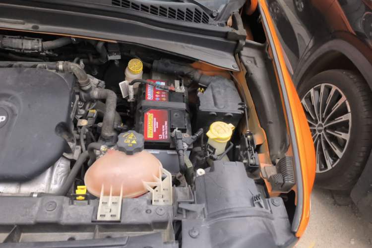 Used Jeep Renegade 2017 180T Automatic Jingneng Edition Engine Bay Left