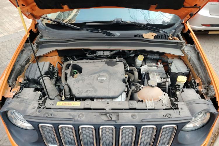 Used Jeep Renegade 2017 180T Automatic High-Energy Version Engine Bay