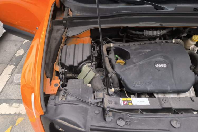 Used Jeep Renegade 2017 180T Automatic Jingneng Edition Engine Bay Right