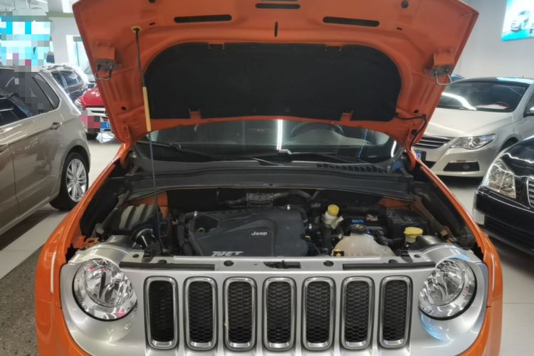Used Jeep Renegade 2017 180T Automatic Smart Version Engine Bay