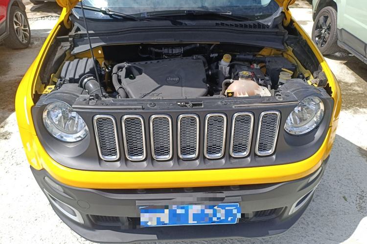 Used Jeep Renegade 2017 180T Automatic High-Energy Version Engine Bay