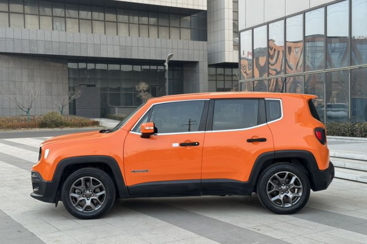 Used Jeep Renegade 2017 180T Manual Kinetic Edition Exterior 1