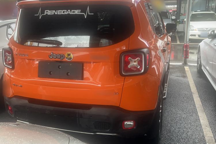 Used Jeep Renegade 2017 180TS Automatic All-Wheel Drive Versatile Edition Exterior 1