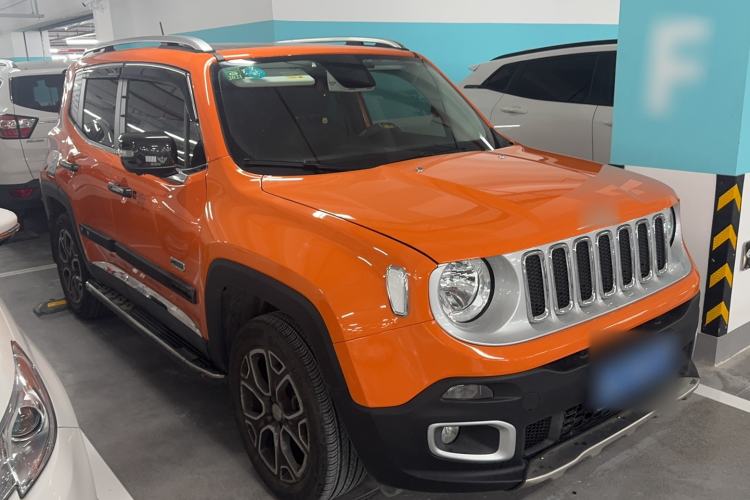 Used Jeep Renegade 2017 180TS Automatic All-Wheel Drive Versatile Edition Exterior 2