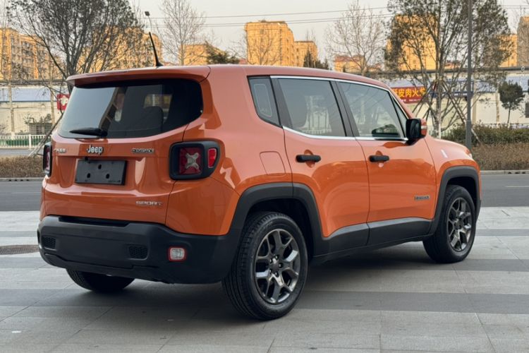 Used Jeep Renegade 2017 180T Manual Kinetic Edition Exterior 4