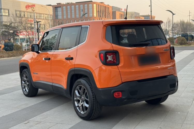 Used Jeep Renegade 2017 180T Manual Kinetic Edition Exterior 5