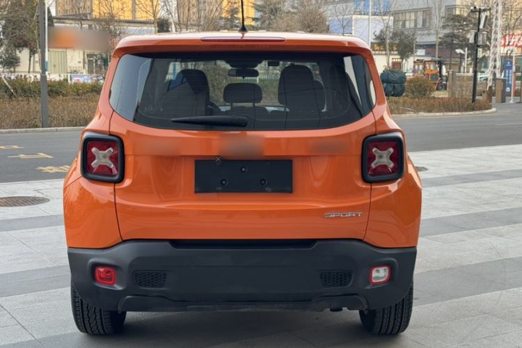 Used Jeep Renegade 2017 180T Manual Kinetic Edition Exterior 6