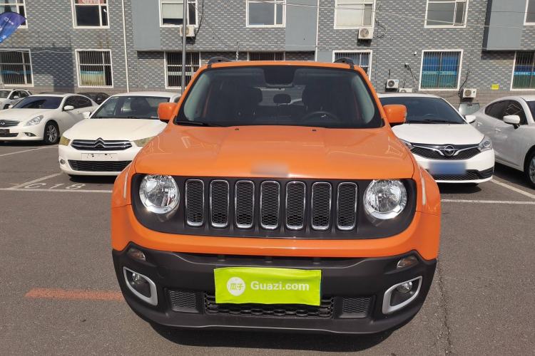 Used Jeep Renegade 2017 180TS Automatic Four-Wheel Drive Superior Edition Front