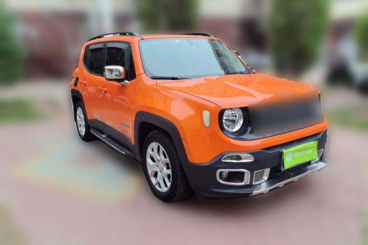 Used Jeep Renegade 2017 180T Automatic High-Energy Version Front Right 45 Deg