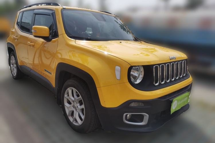 Used Jeep Renegade 2017 180T Automatic Jingneng Edition Front Right 45 Deg