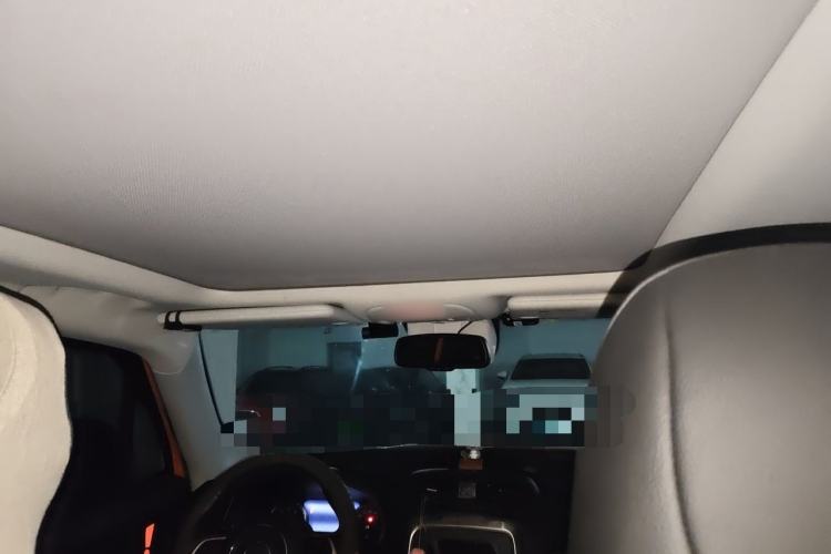 Used Jeep Renegade 2017 180TS Automatic All-Wheel Drive Versatile Edition Headliner