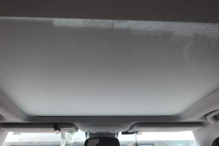 Used Jeep Renegade 2017 180TS Automatic All-Wheel Drive Versatile Edition Headliner