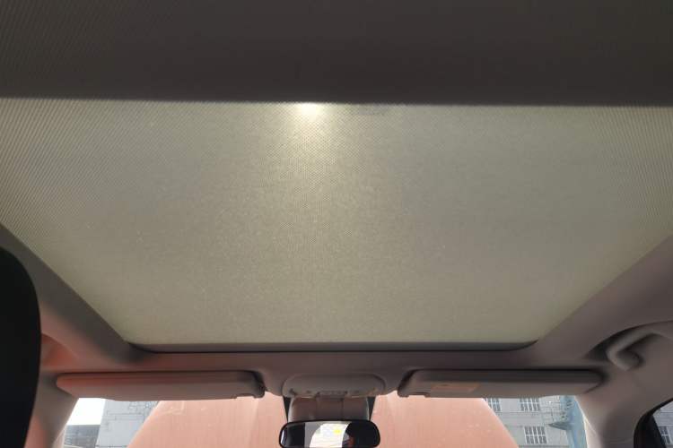 Used Jeep Renegade 2017 180TS Automatic Four-Wheel Drive Superior Edition Headliner