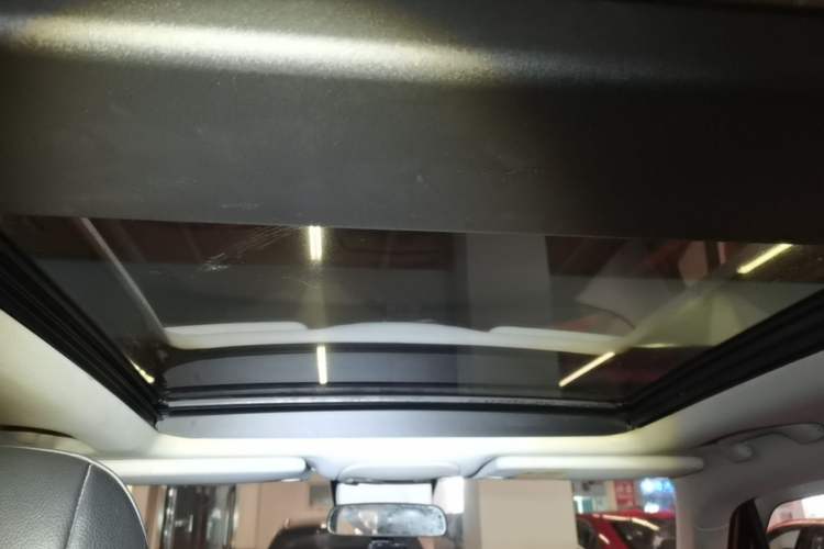 Used Jeep Renegade 2017 180T Automatic Smart Version Headliner