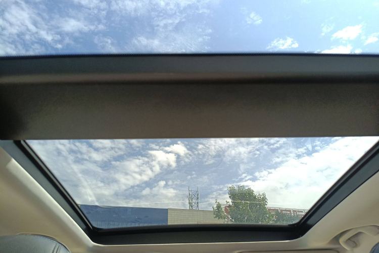 Used Jeep Renegade 2017 180T Automatic High-Energy Version Headliner