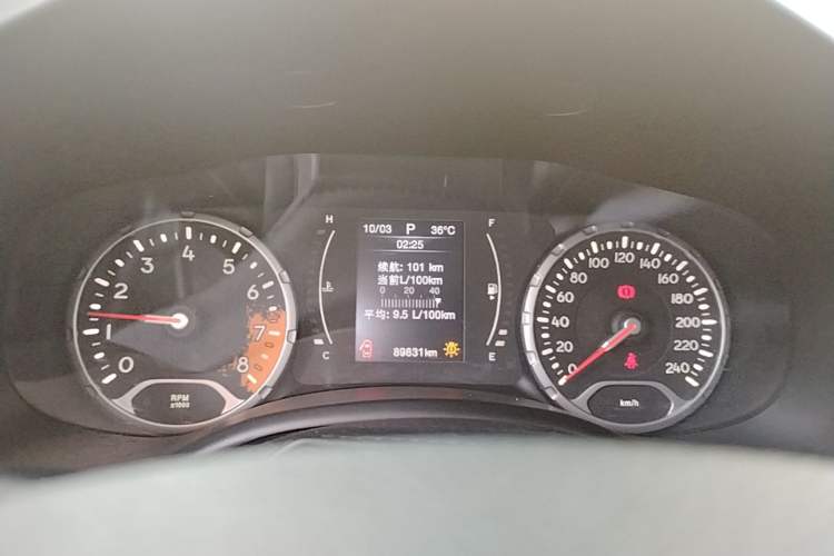 Used Jeep Renegade 2017 180T Automatic Kinetic Edition+ Instrument Cluster