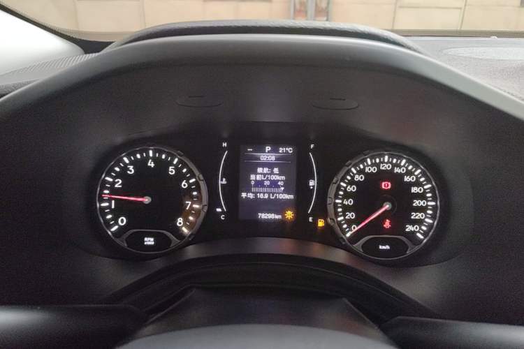 Used Jeep Renegade 2017 180T Automatic Jingneng Edition Instrument Cluster