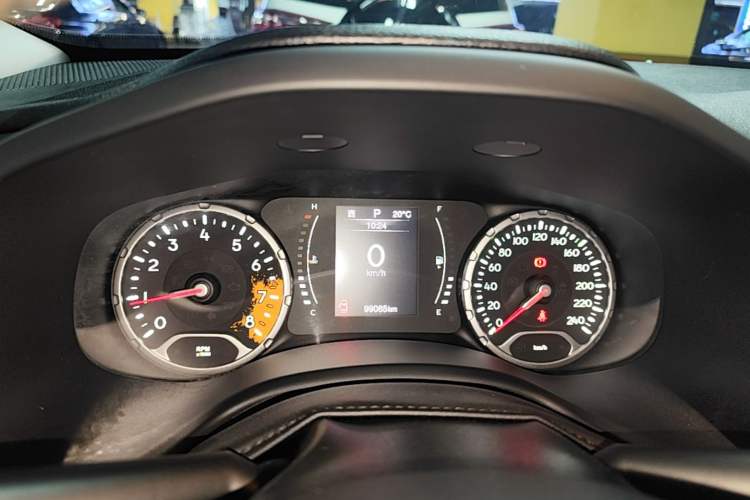 Used Jeep Renegade 2017 180T Automatic Jingneng Edition Instrument Cluster