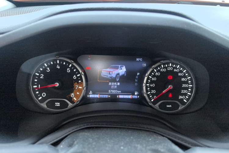 Used Jeep Renegade 2017 180TS Automatic All-Wheel Drive Versatile Edition Instrument Cluster