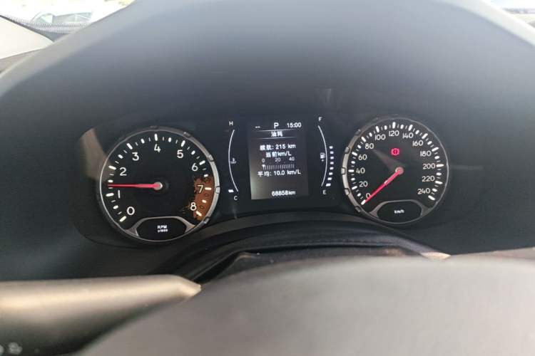 Used Jeep Renegade 2017 180T Automatic High-Energy Version Instrument Cluster
