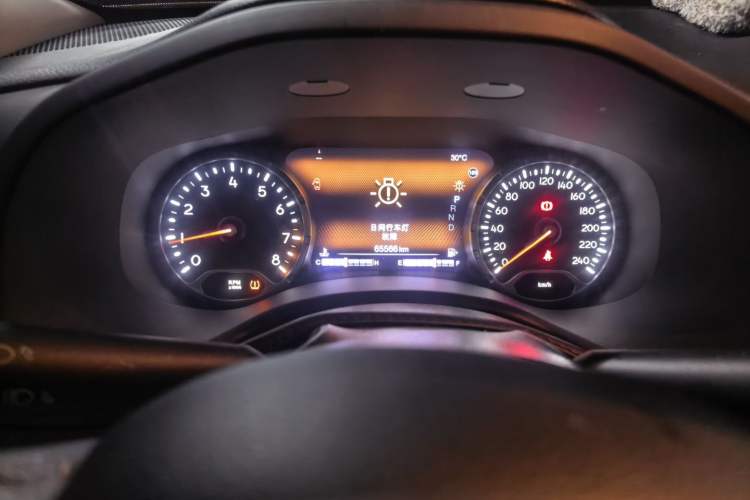 Used Jeep Renegade 2017 180T Automatic Smart Version Instrument Cluster