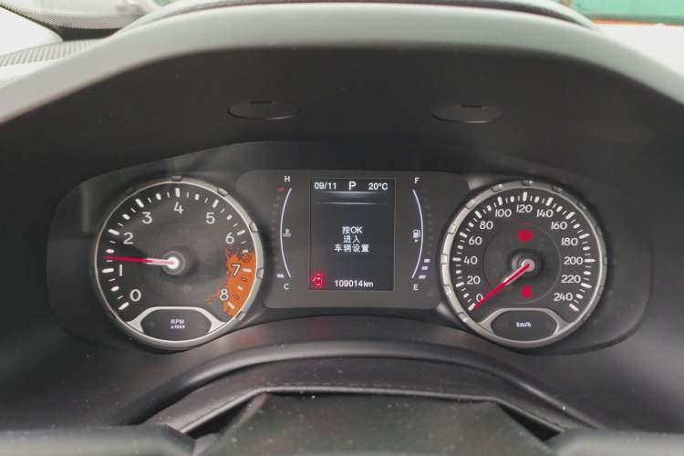 Used Jeep Renegade 2017 180T Automatic Kinetic Edition+ Instrument Cluster