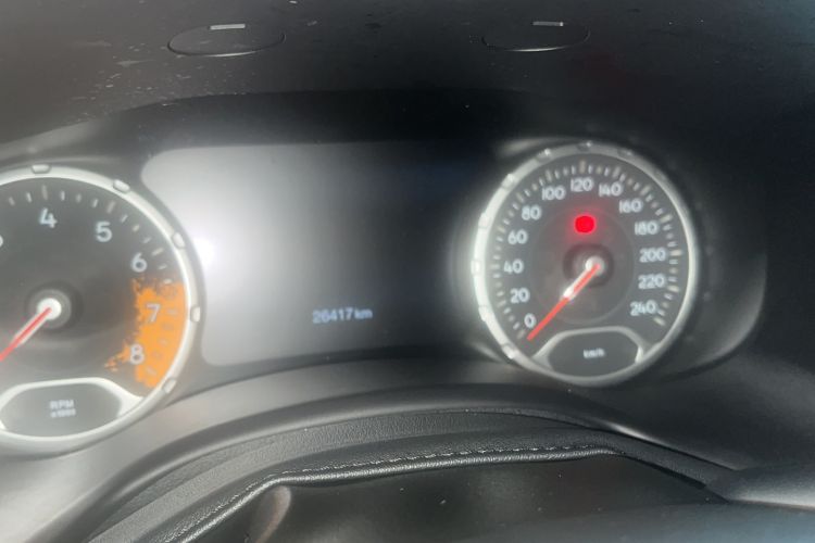 Used Jeep Renegade 2017 180TS Automatic All-Wheel Drive Versatile Edition Interior 1