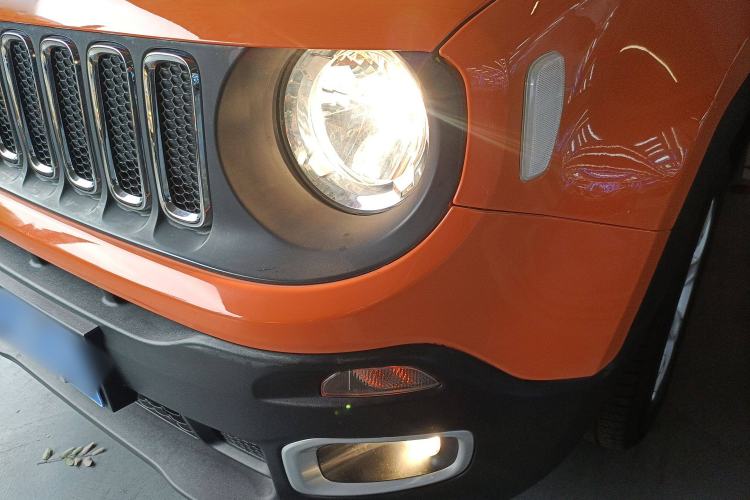 Used Jeep Renegade 2017 180T Automatic High-Energy Version Left Front Headlight