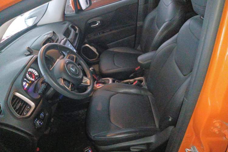 Used Jeep Renegade 2017 180T Automatic Kinetic Edition+ Left Front Seat